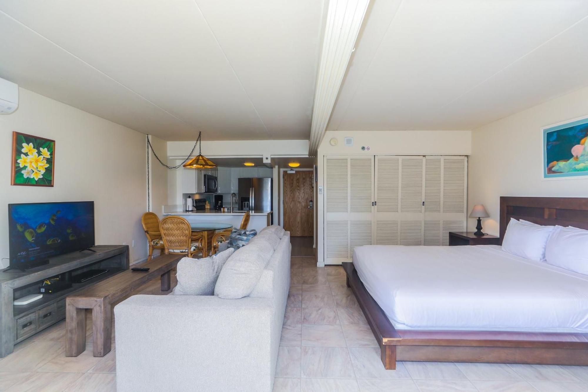 Ilikai Tower One Bedroom Lagoon View Waikiki Condos With Lanai & Free Wifi Honolulu Pokój zdjęcie
